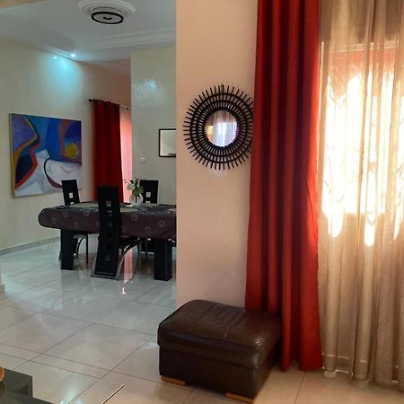 Maison Oceane A Zac Mbao Kammba Exteriér fotografie