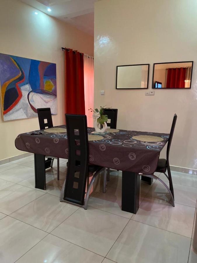 Maison Oceane A Zac Mbao Kammba Exteriér fotografie
