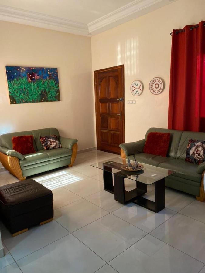 Maison Oceane A Zac Mbao Kammba Exteriér fotografie