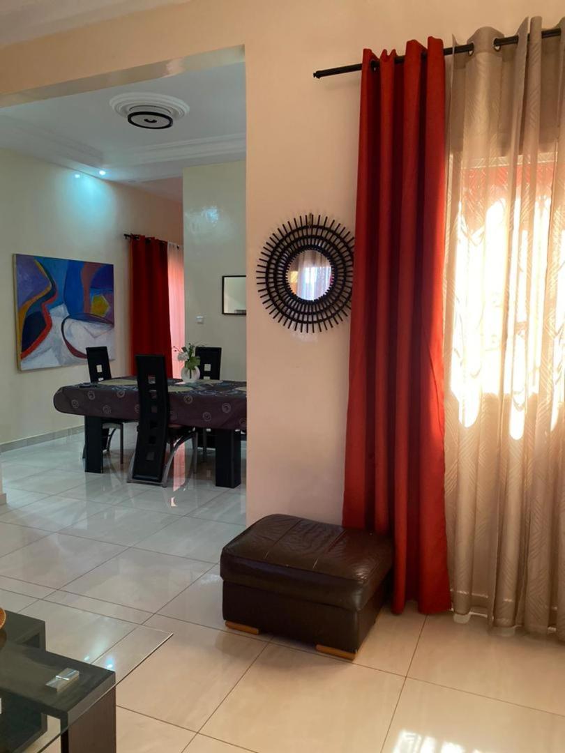 Maison Oceane A Zac Mbao Kammba Exteriér fotografie
